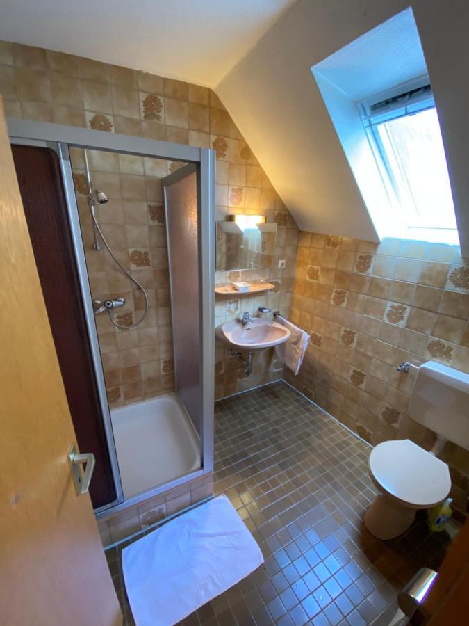 Zimmer Asiadreieck Pension Lauterecken Esterno foto